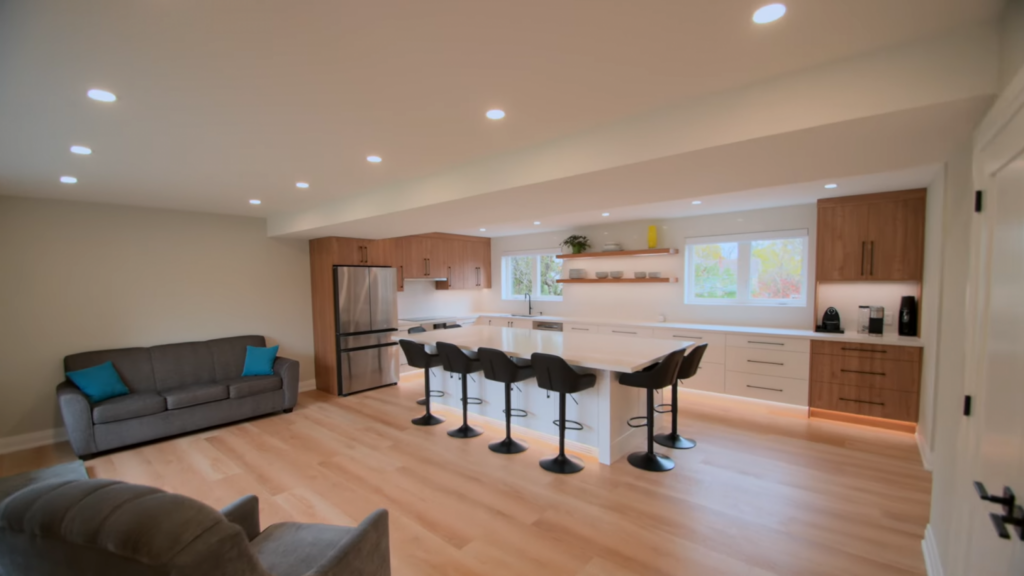 Full-Home-Reno-_-Premier-Quality-Renovations-0-55-screenshot